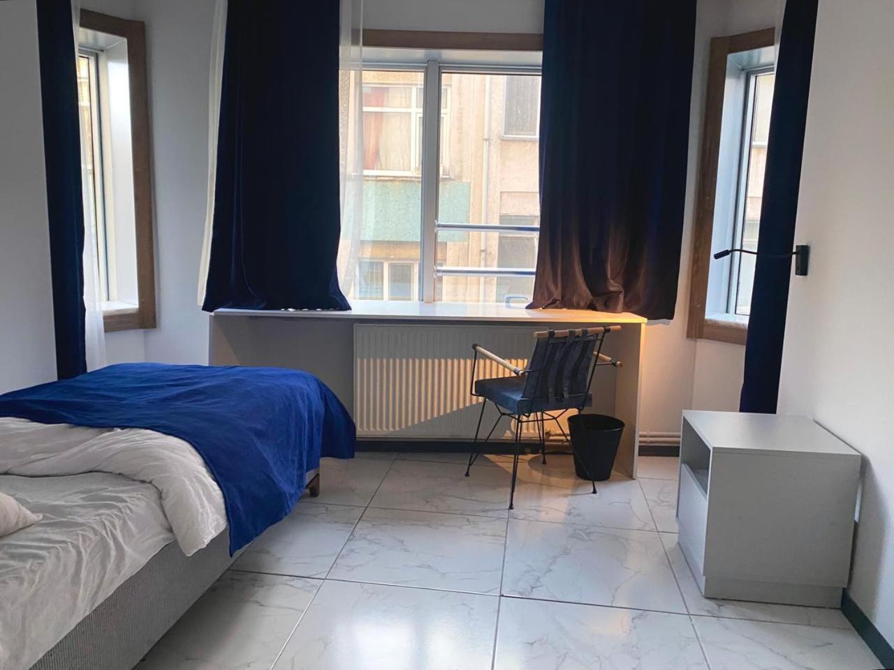 In A Digital Nomad House 107 * Istambul